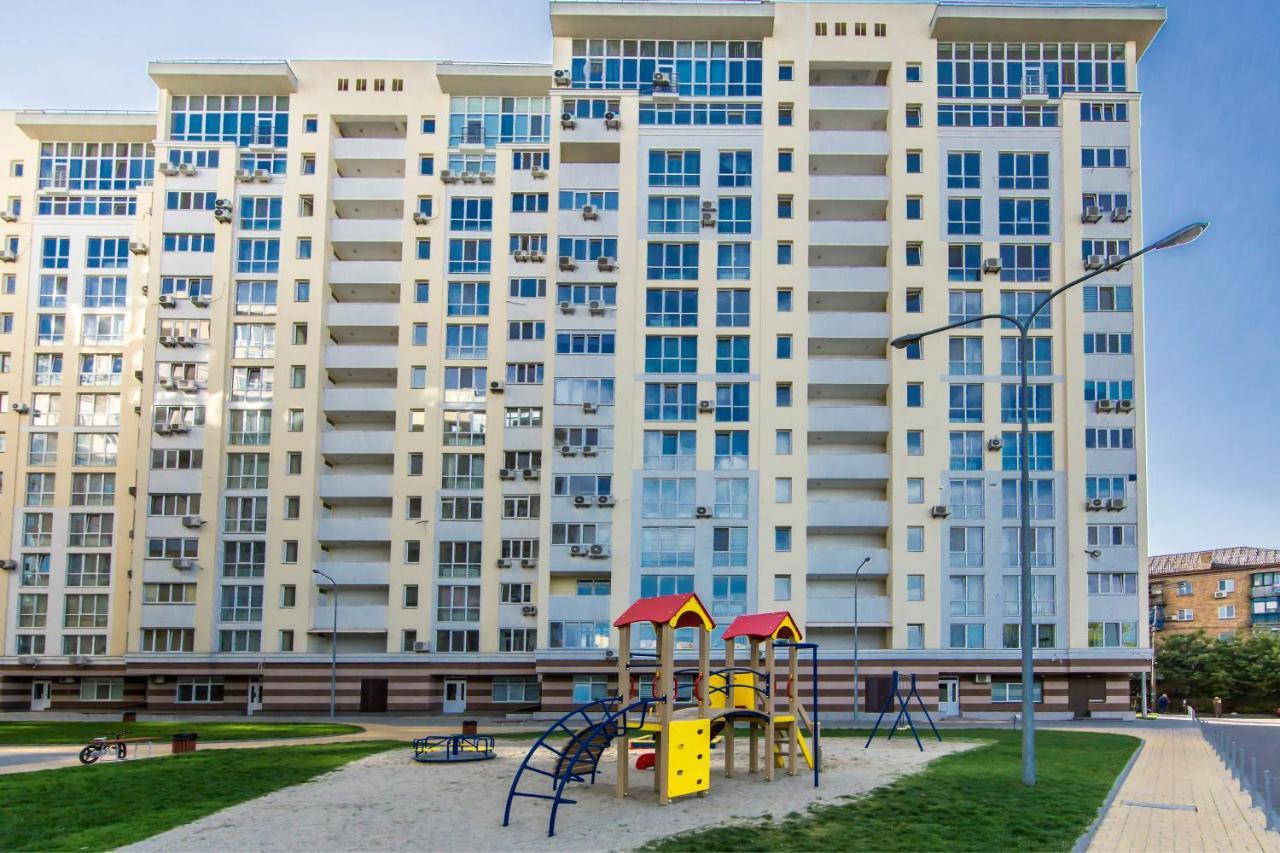 Стильна квартира в сучасному комплексі метро Нивки Київ Екстер'єр фото